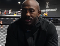 фото - Говорю тренеру: «А это вообще нормально?» Раунтри о противостоянии с Перейрой