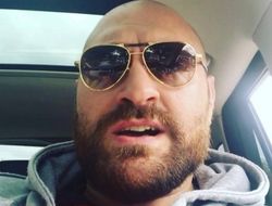 фото - Мэйуэзер–Макгрегор: Тайсон Фьюри дал впечатляющий прогноз на бой