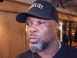 фото - «Дюбуа раздавлен». Коуч раскрыл, о чём просил рефери до боя с Усиком