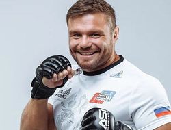 фото - «Сладкий» Малыхин вырубил Грищенко и стал временным чемпионом One в тяжёлом весе