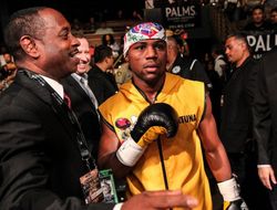 фото - СМИ: Вместо Линареса с Фортуной подерётся небитый американец