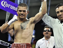 фото - Освальдо Новоа лишил Китай единственного чемпиона Чжао Чжуна