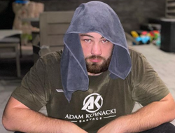 фото - Адам Ковнацки получил серьёзную травму в реванше с Хелениусом