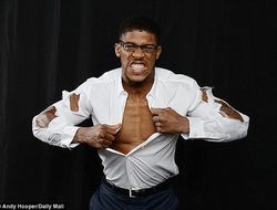 фото - Джошуа разбушевался: Фьюри — жулик, а Паркера в следующий раз ждёт нокаут!