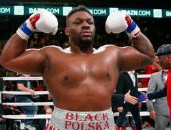 фото - Соперник Бетербиева узнал имя следующего оппонента, бой Миллер-Браун в силе