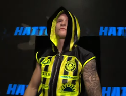 фото - Сын Хэттона забил Булика: видео