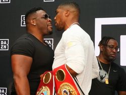 фото - Диллиан Уайт: Энтони Джошуа в конфликте с Миллером выглядел «ссыкуном» 