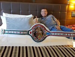 фото - Цзю зарядил детей, Чавес-старший показал свою прелесть, Броунер угрожает всем — соцсети