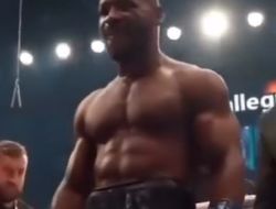 фото - «Если ты дашь им повод, они тебя ограбят!» Тренер Адамса о победе над Богачуком в реванше