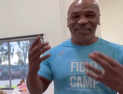 фото - Тайсон забавно отреагировал на слухи о том, что Дэвис нокаутировал супертяжа