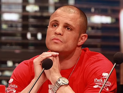 фото - Слишком опытный. Комиссия не разрешала Джейку Полу драться с Рахманом