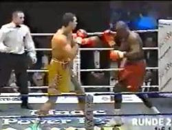 фото - Бывший соперник Кличко и Жирова арестован за убийство 25-летней давности