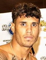 Деррик Куэвас