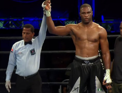 фото - Супертяж Акпеджиори вынудил капитулировать Гарсию