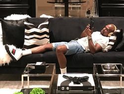 фото - Эррол Спенс: Мэйуэзеру скучно лежать на диване и стареть, он может вернуться