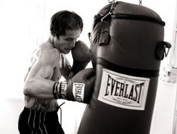 фото - Пол Спадафора и Йохан Перес поспорят за «временное» чемпионство