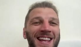 Хукер не верит, что Царукяну не дали бой за титул из-за удара головой