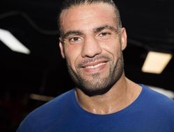 фото - Супертяжёлый дайджест: Фьюри нанял Роуча, Чарр остался с титулом