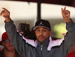 фото - Бои Уорд–Павлик и Арреола–Стиверн перенесены на 23 февраля