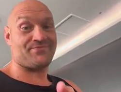 фото - Неужели?! Тайсон Фьюри сделал таинственное заявление и кое-кого показал