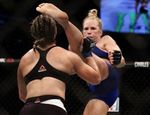 Гром среди унылого неба. Триумф Холм, Тыбуры и Дос Аньоса на UFC FN 111