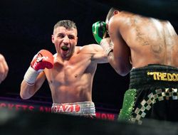 фото - Авни Йылдырым встретился с президентом WBC, просит реванш с Энтони Дирреллом