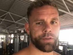 фото - Цыганские разборки. Сондерса обвинили в ранении человека ножом