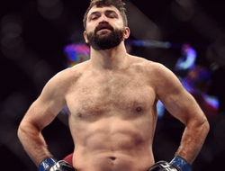 фото - Андрей Орловский снова побил Бена Ротуэлла и установил рекорд UFC