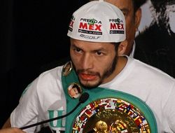 фото - Косуке Сака попробует заявить о себе в поединке с экс-чемпионом Гонсалесом