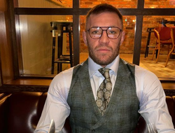 фото - Оливейра хочет быть запасным в бою между Макгрегором и Чендлером. Реакция Конора