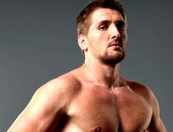 фото - В Сочи в конце месяца в клетку вернётся Виталий Минаков