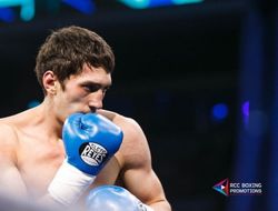 фото - Абдуллаев извалял и нокаутировал люберецкого слаггера Маликова