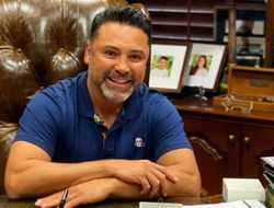 фото - Джервонта Дэвис – Райан Гарсиа. Де Ла Хойя просит людей Мейвезера набрать его