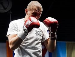 фото - Кроуфорд, Фундора или Ортис? Богачук назвал лидеров дивизиона