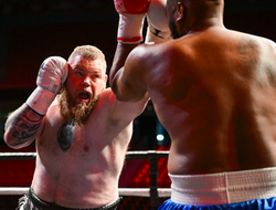 фото - Супертяж Давейко удосрочил Бёрнса: результаты