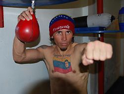 фото - Очередная пьяная выходка Эдвина Валеро