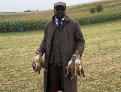 фото - Усика проверяют на допинг, Ломаченко повторяет трюк Брюса Ли, Чисора настрелял птиц — соцсети