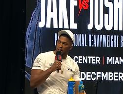 фото - Джошуа ушёл от Дэвисона, будет готовиться в кемпе Усика