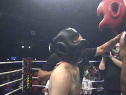 фото - Такой бокс нам нужен? Здоровенный Ламар Одом побил дрыщавого певца: видео