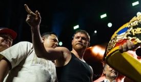 Канело и Иглесиасу предложат подраться за пояс IBF