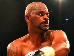 фото - Тони Томпсон: «Я могу быть Ларри Холмсом, но не Баттербином»