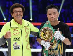 фото - «Японский Тайсон» Хига брутально вырубил Кобаяши (+ видео)