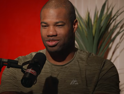 фото - Дюбуа в реванше с Усиком сделает ставку на удары по корпусу? Ответ нокаутёра