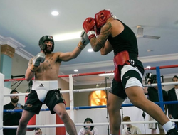 фото - Уиттакер рассказал о спаррингах с Опетаей в преддверии боя с Чимаевым