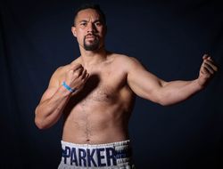 фото - Джозефу Паркеру отдали победу над Джуниором Фа (+ видео)