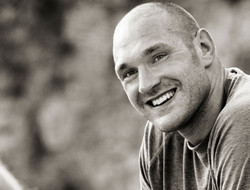 фото - Фьюри угрожает отказаться от боя с Кличко из-за ринга: видео