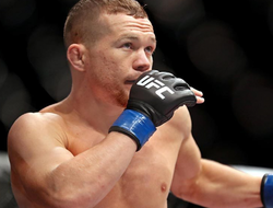 фото - UFC в Праге: Пётр Ян разгромил Додсона, Анкалаев огорчил бразильца