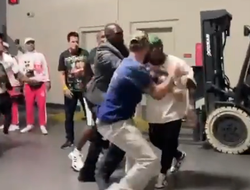 фото - Дичь дня: Чарло получил по лицу от Плэнта на взвешивании Спенс-Кроуфорд — видео