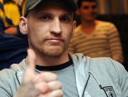 фото - Дмитрий Кудряшов оперативно расправился с «Чёрным воином» Мвекассой