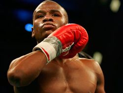 фото - (Результаты + Видео) Флойд Мэйуэзер победил Роберта Герреро